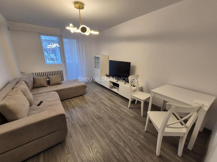 Apartament cu 2 camere nedecomandat, mobilat în Dorobanți Apartament cu 2 camere nedecomandat, mobilat în Dorobanți
