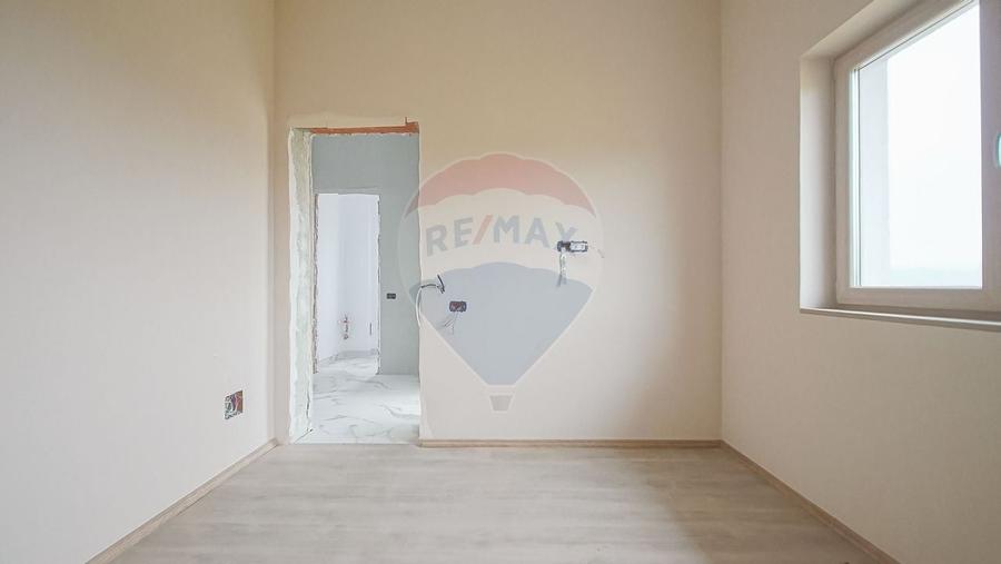 COMISION 0%! Casă noua cu 5 camere de vânzare in Tarlungeni - 23