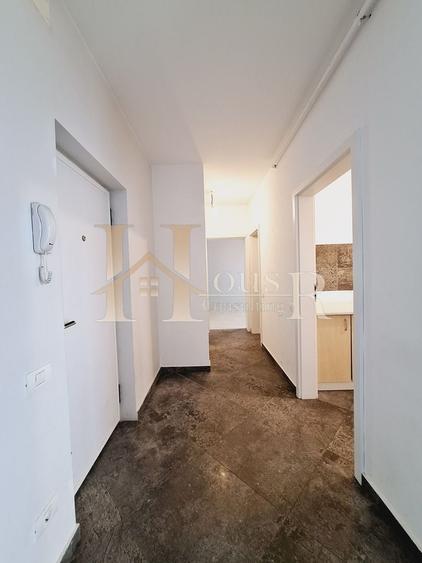 Bloc nou finalizat. Etajul 1. Decomandat. Bucatarie inchisa. - 4