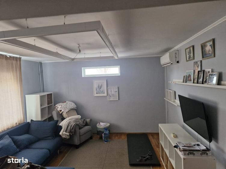 Casa cu mansarda ?i curte, 4 camere, 90.000 EUR - 17