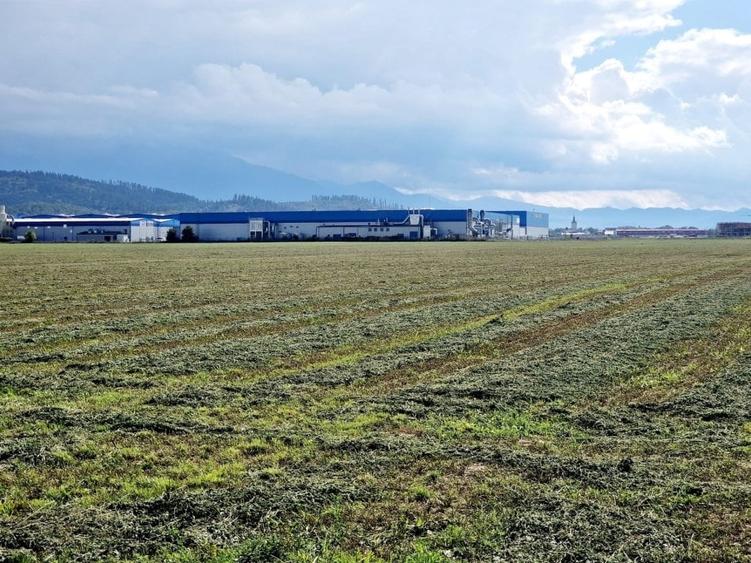 Teren industrial de vânzare în Cristian – 27.716 mp, PUZ aprobat - 9