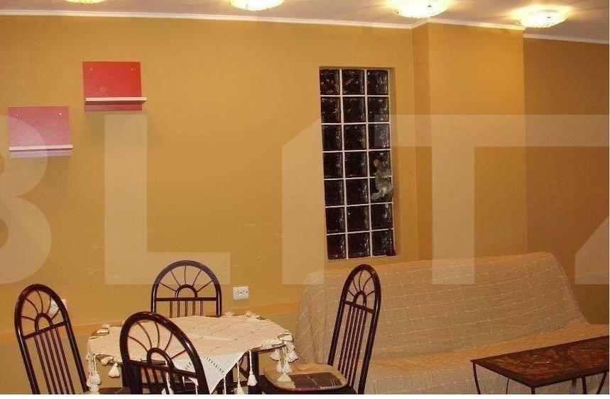 Casa de 384 mp, 192 mp teren, Central - 2