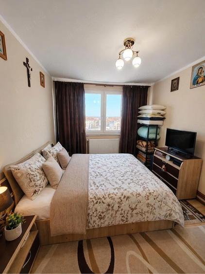 Vand apartament cu 2 camere + boxa inclusa in CF - 7