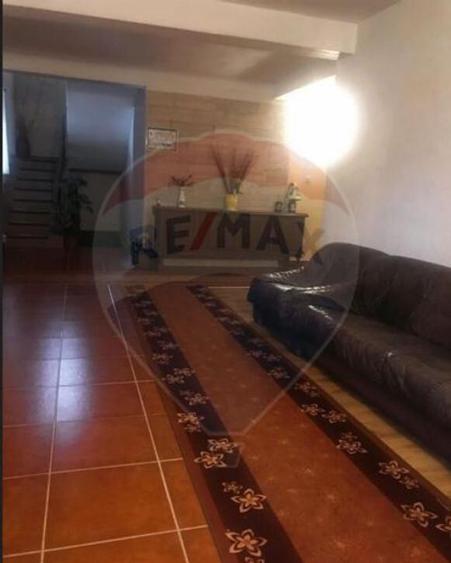 Pensiune de vanzare Arieseni la 100m de partie - 22