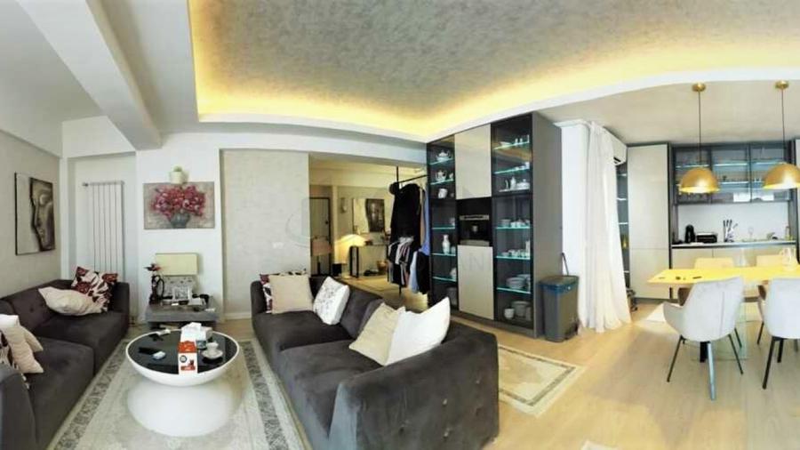 REA1015561 Apartament cu 4 camere de vanzare pe Bulevardul Aviatorilor - 3