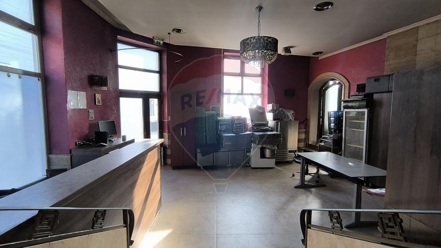 Spațiu comercial de vânzare semicentral - 15