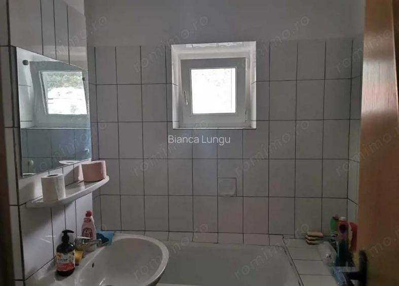 Apartament de 2 camere ( Suprafara mare ) -Racadau