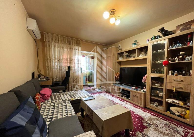 Apartament cu 3 camere, semidecomandat, etaj intermediar,... - 6