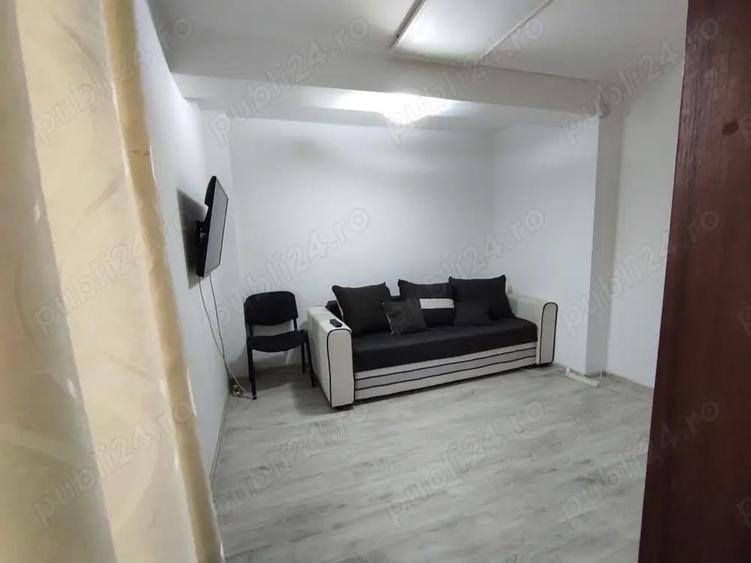 Garsoniera de inchiriat Tiglina 1 zona Tribunal - 2