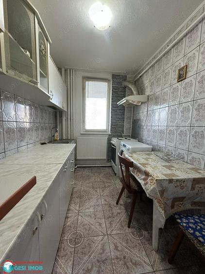 Apartament de vanzare - 5