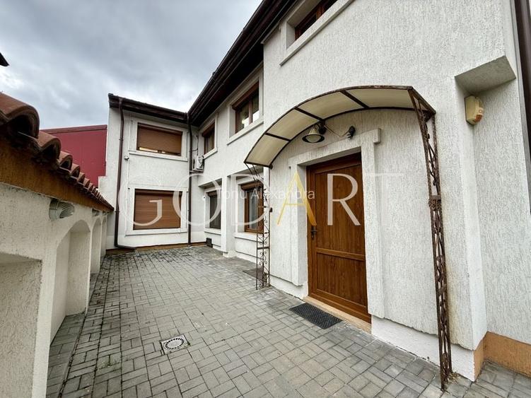 VILA ELEGANTA | CARTIERUL DOMENII