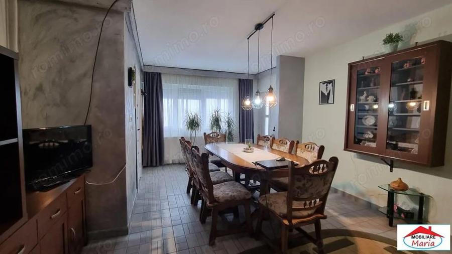 Parte de casa parter cu acces auto zona Cerbului - 9