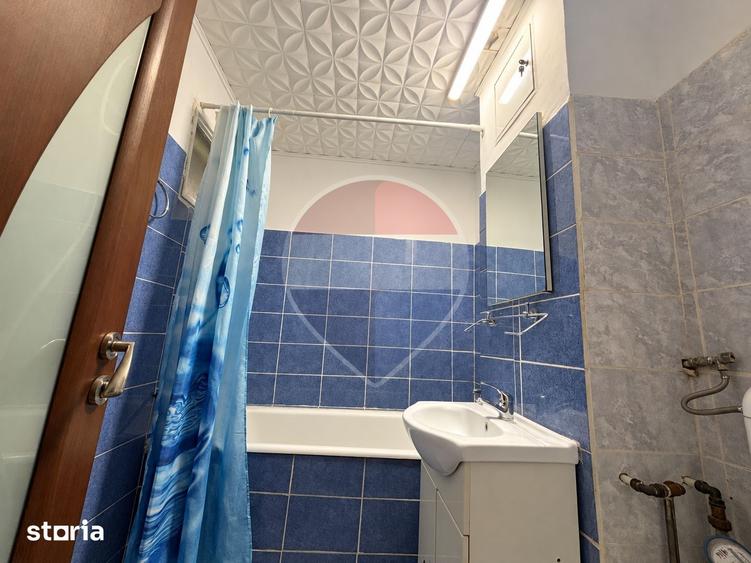 Apartament cu 3 camere decomandat, mobilat în Ferentari