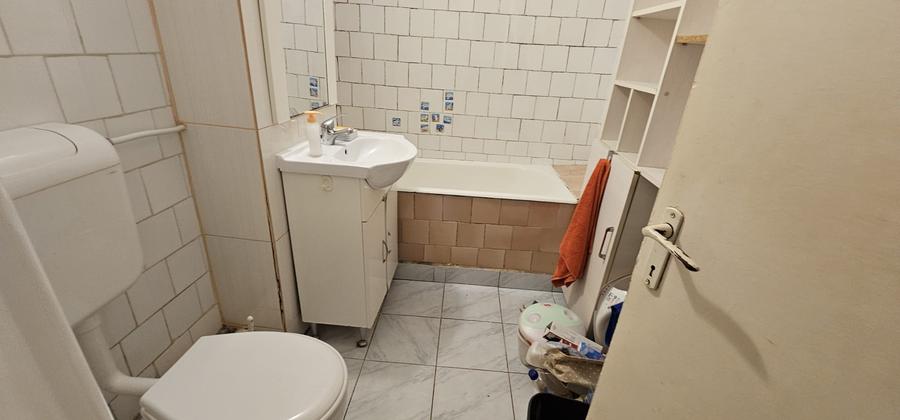 Apartamen 2 camere , parter cu balcon / Far - 7