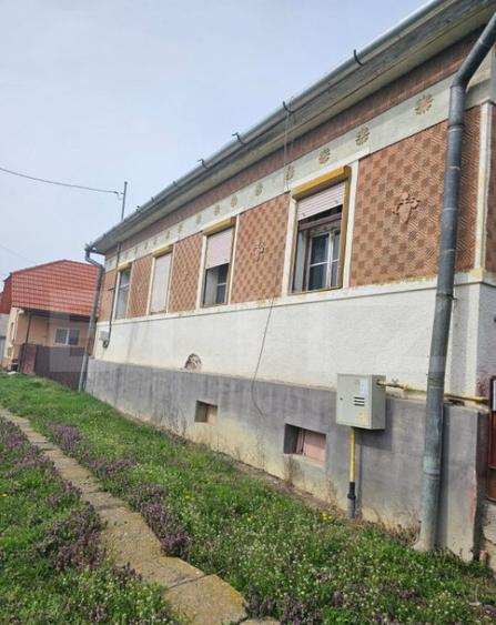 Casa batraneasca cu teren generos, in localitatea Dedra - 3