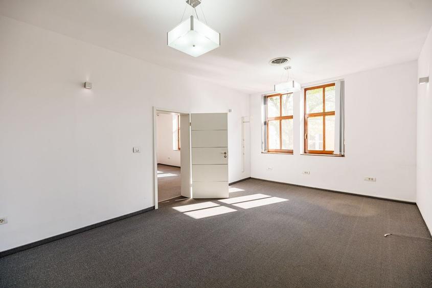 De vanzare apartament  localizat ultracentral, ideal business, Timisoara - 20