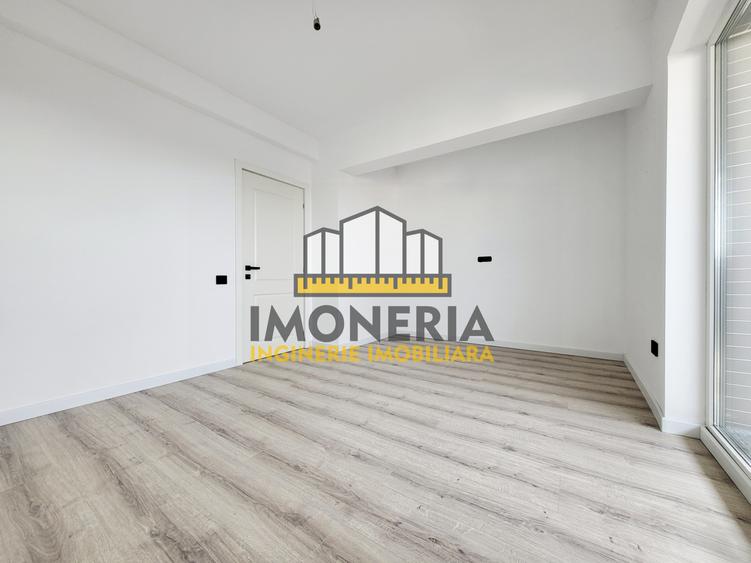 Apartament cu 3 camere semidecomandat, mobilat în Titan