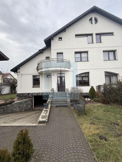 Casa/Villa 7 camere, singur in curte - zona Tractorul/Brasov - 4