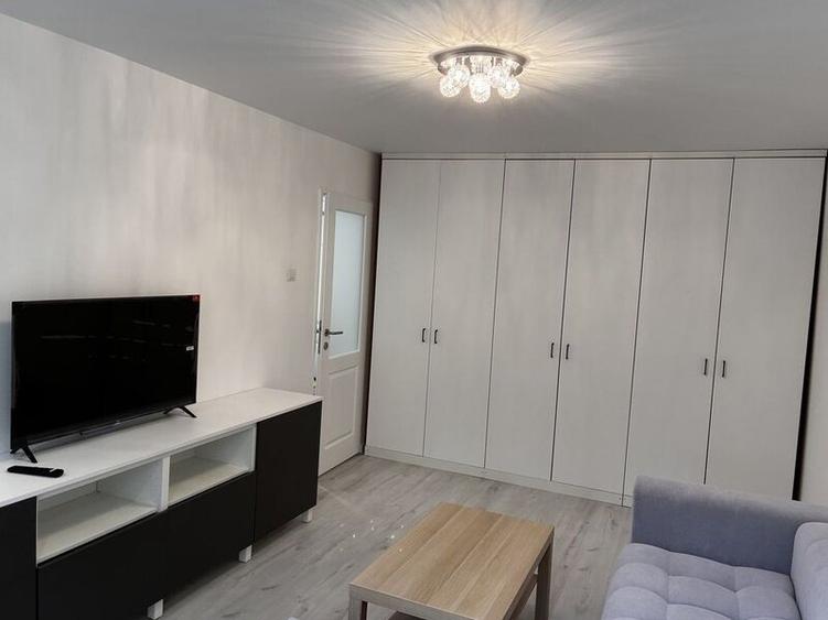 Drumul Taberei Ghencea Str Meseriasilor Stb Tramvai 41 apartament 2 camere, balc - 2