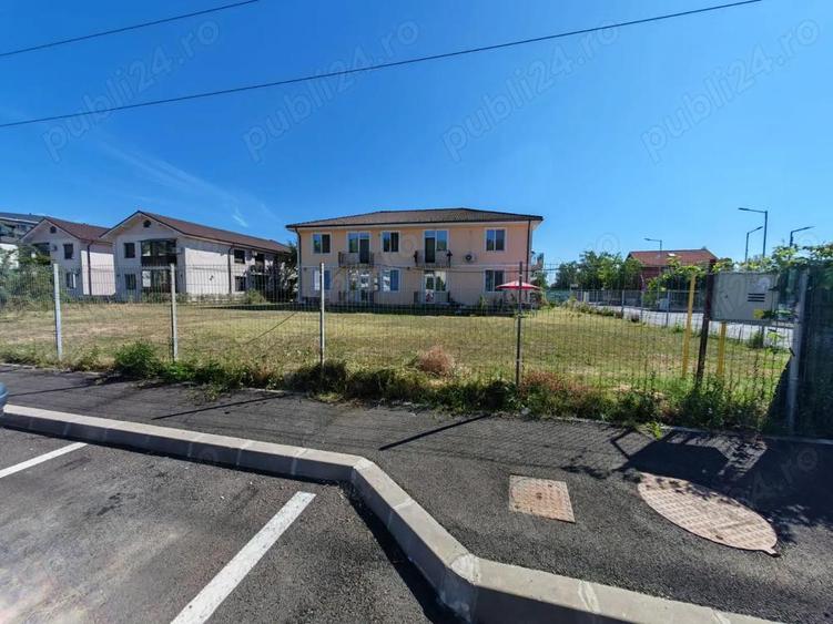 Proprietar inchiriez ap 3 camere bloc nou - 1