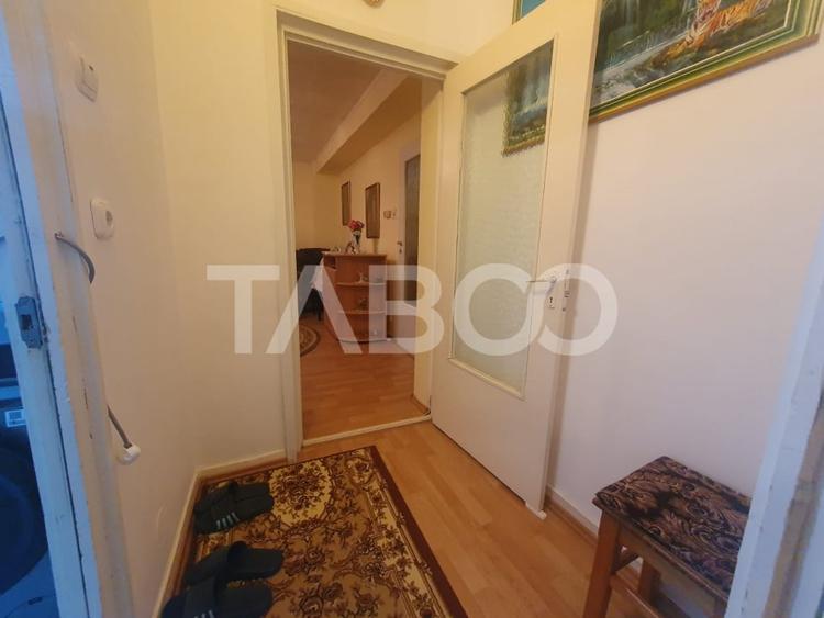 Apartament 2 camere etaj 2  semidecomandat 52 mp utili zona Campului - 8