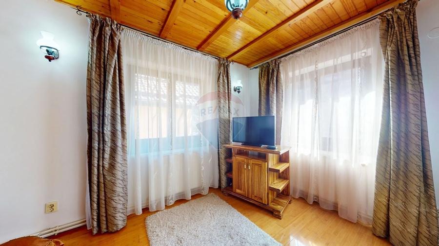 Vilă individuală solidă  | Curte amenajată| Tractorul – Brașov - 4