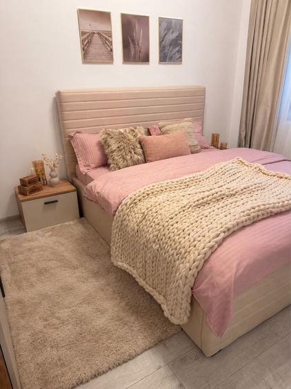 Apartament cu 2 camere nedecomandat în Palazu Mare