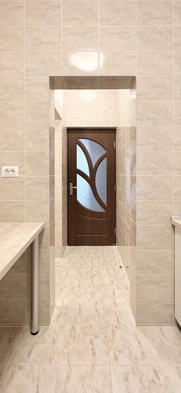 APARTAMENT CU 3 CAMERE DECOMANDAT AFLAT LANGA PIATA AMZEI - RETRAS DE LA STRADA - 11