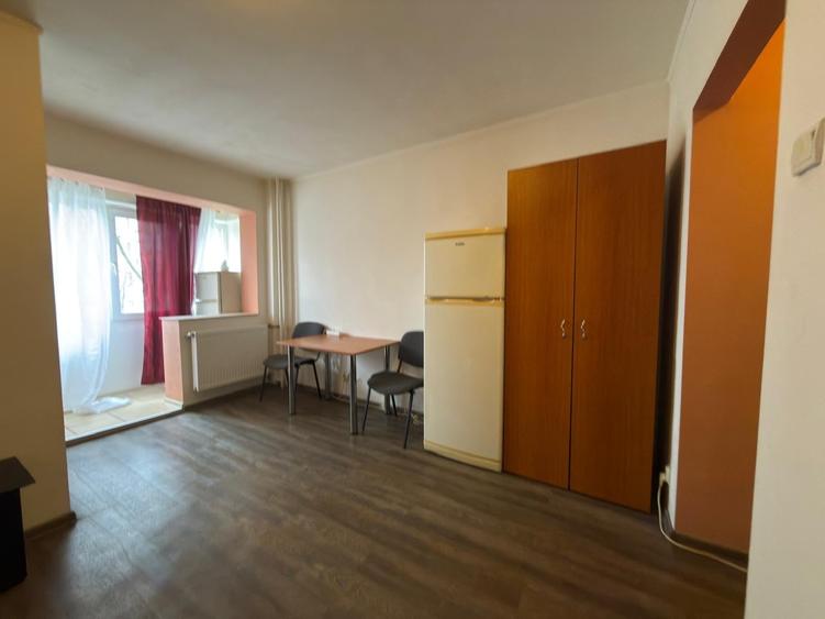 Garsoniera de vanzare, zona Fizicienilor, strada Shitului 9, et 3, bloc din 1983 - 6