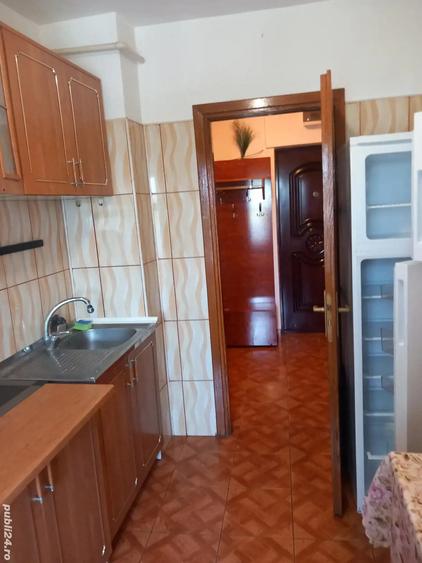 Ofer spre inchiriere - 3