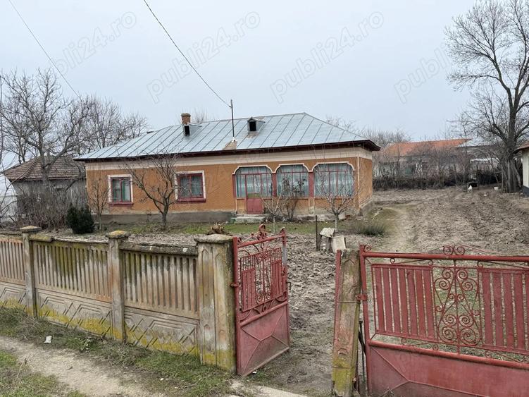 Casa de vanzare Storobaneasa - 2