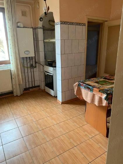 3 CAMERE la pret de 2,centru - 5