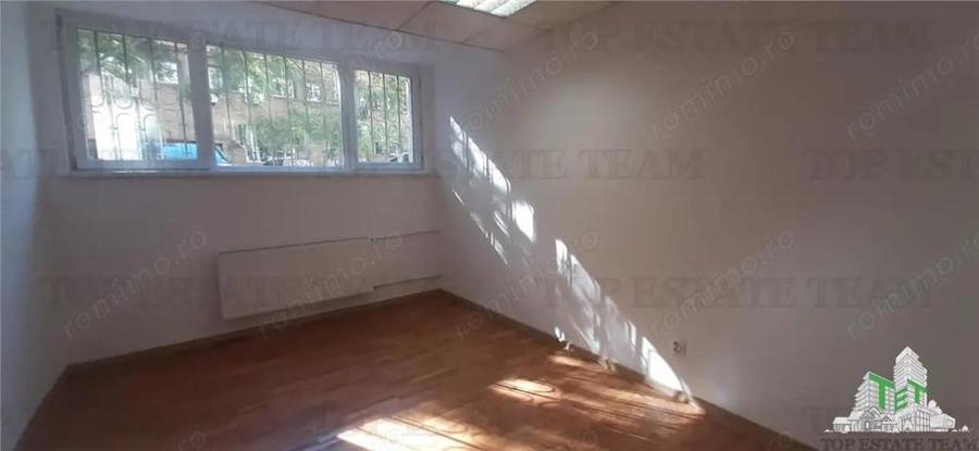 Spatii comerciale de inchirat 12 euro mp, ultracentral - 18