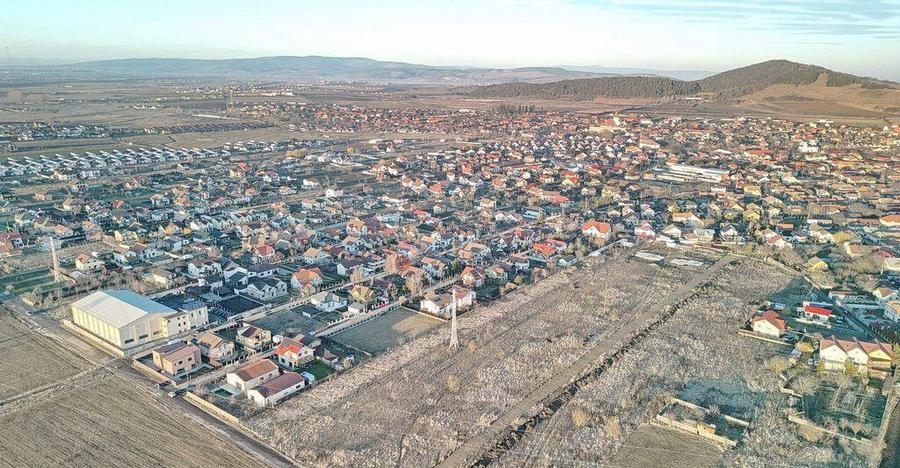 Teren intravilan cu Autorizatie de Construire - 12