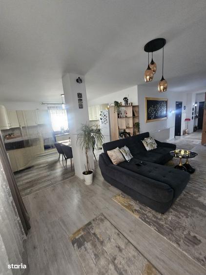 Apartament 3 camere, living plus terasa, parter, zona Nord . - 6