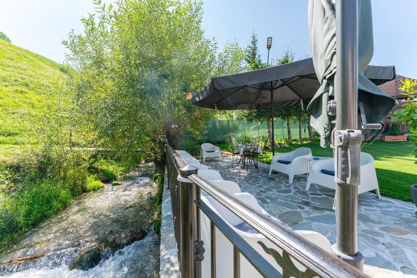 Pensiune de v&acirc;nzare &icirc;n Bran, cu rating 9.8 Booking și 4.9 Google - 6