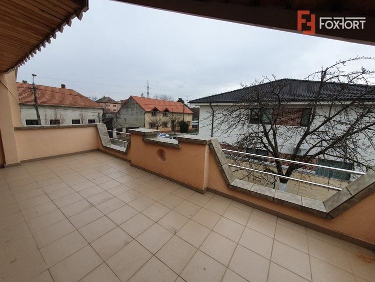 COMISION 0% Casa individuala cu 6 camere si teren de 761 mp - Blascovici - 25