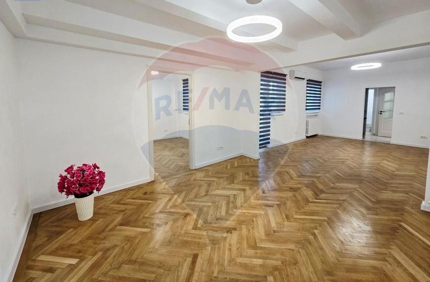 Apartament 4 camere de închiriat – Bd. Unirii / Str. Vulturilor 25 - 6