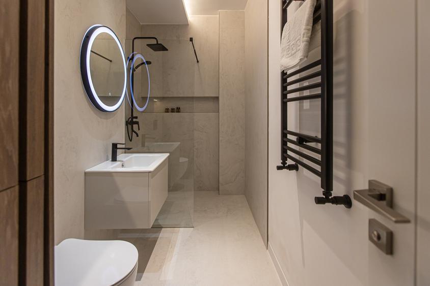 Apartament 3 camere lux Mamaia cu vedere frontala la lac - 13