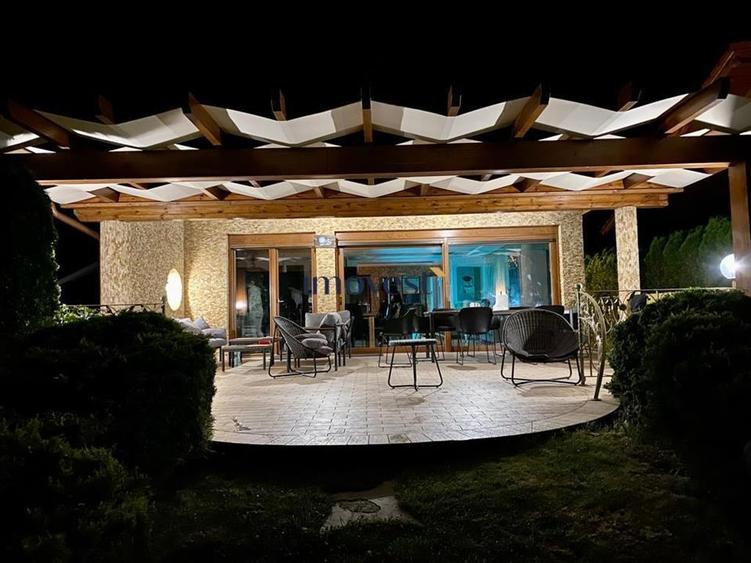 Casa de Vacanta de Vanzare la Lac Apa - 4 Dormitoare, Living + Bucatarie Open Sp - 6