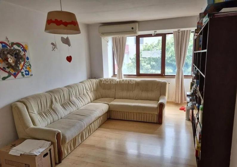 Apartament 3 camere decomandat Alexandru Obregia / Nitu V...