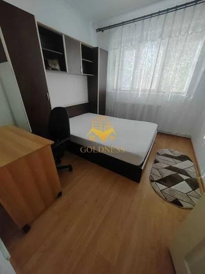 Apartament cu 3 camere semidecomandat, mobilat în Mănăștur