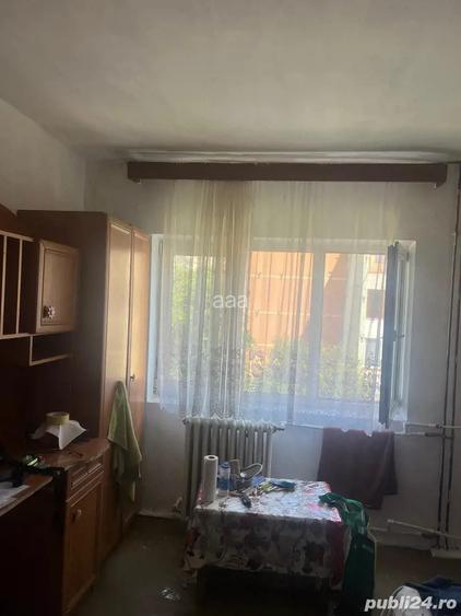 Garsoniera de vanzare