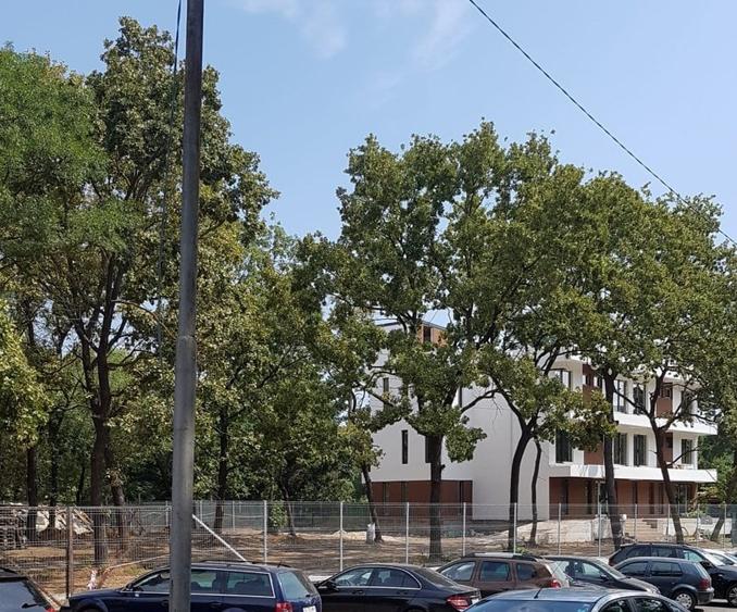 Pensiune deosebită de vânzare în Neptun – la doar 5 minute de plajă! - 7