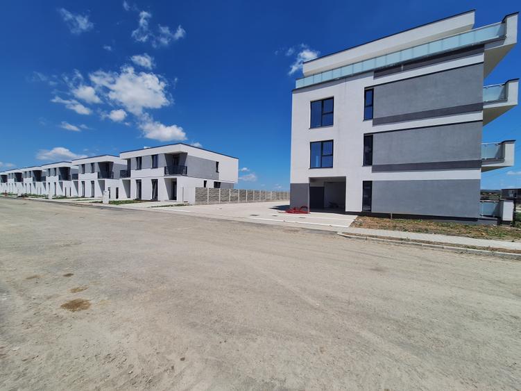 Apartament 2 camere,  terasa mare de 52 mp, la  10 min de Iulius Town - 11