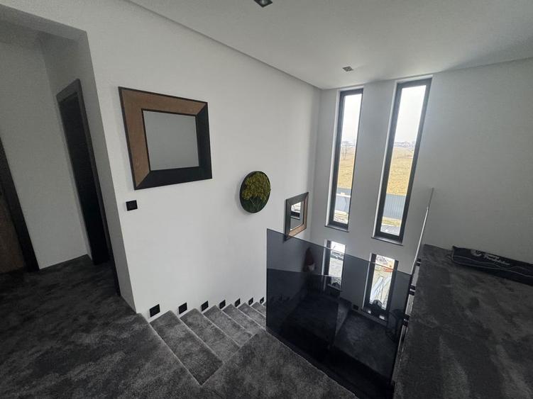 Casa de vanzare ultramoderna - 5