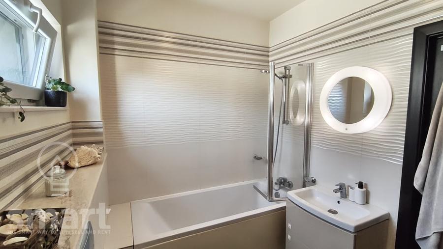 Apartament cu 3 camere semidecomandat, mobilat în Mănăștur