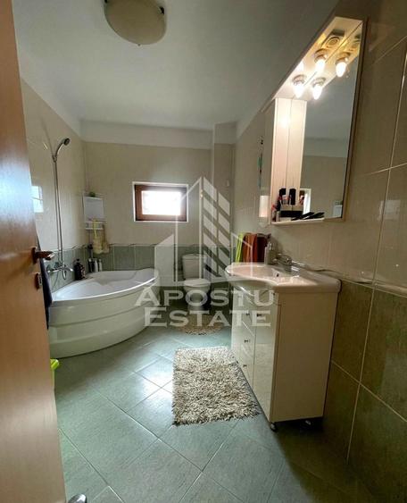 Casa individuala cu 7 camere,3 bai si garaj, P+1, zona Aradului - 17