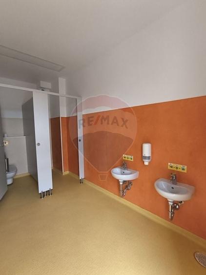 Spatiu comercial de vanzare - 18