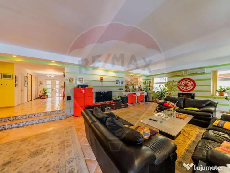 Vila cu 4 camere de vanzare 921 mp zona Subcetate,Arad - 1